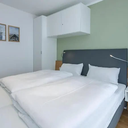 Lejlighed Deichhaeuser Anna Kueste Deichhaeuser Anna Kueste 6-33 *